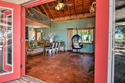 Susie Shanty High-End Waterfront Studio with Dock - image 2