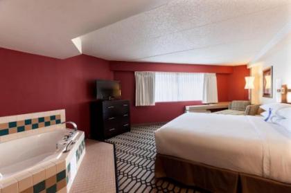 Delta Hotels by Marriott Fargo - image 2