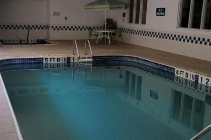 Travelodge by Wyndham Fargo - image 4