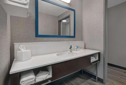 Hampton Inn & Suites Farmers Branch Dallas Tx - image 21