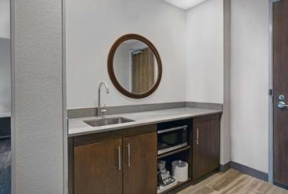 Hampton Inn & Suites Farmers Branch Dallas Tx - image 30