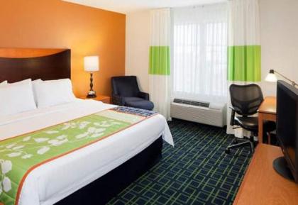 Country Inn & Suites by Radisson Fayetteville I-95 NC - image 1