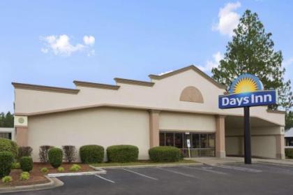 Days Inn by Wyndham Fayetteville SouthI 95 Exit 49