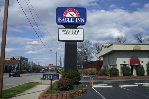American Eagle Inn Fayetteville - main image