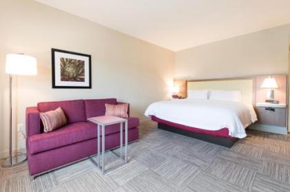 Hampton Inn and Suites Fayetteville NC - image 3