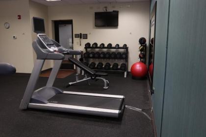 Hampton Inn Fayetteville - image 10