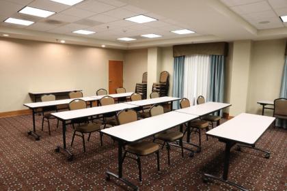 Hampton Inn Fayetteville - image 15
