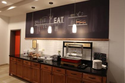 Hampton Inn Fayetteville - image 3
