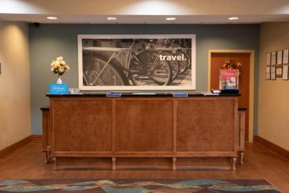 Hampton Inn Fayetteville - image 9