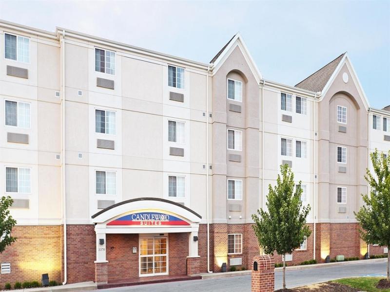 Candlewood Suites Fayetteville - image 2