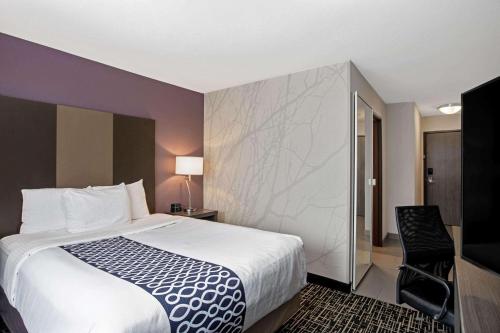 La Quinta by Wyndham Fayetteville - image 5