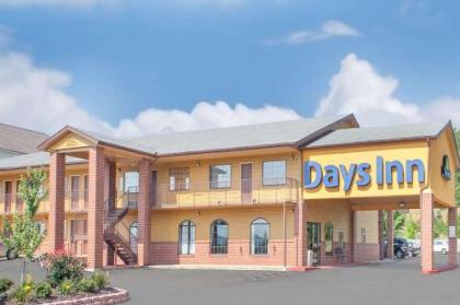 Days Inn Suites By Wyndham Fayetteville Nc