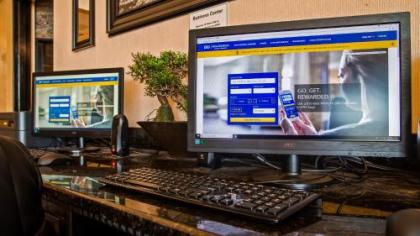 Best Western Windsor Suites - image 5