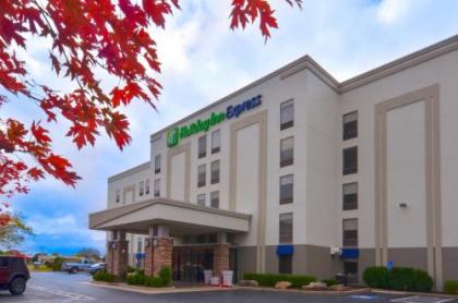 Holiday Inn Express Fayetteville Ar