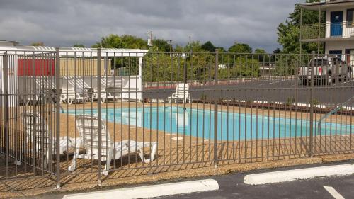 Motel 6-Fayetteville AR - image 4