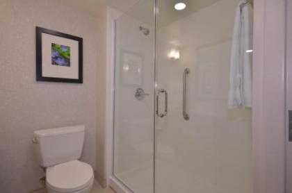 Hilton Garden Inn and Fayetteville Convention Center - image 3