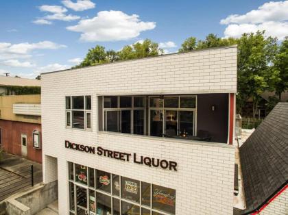 Dickson St Condo - On Dickson Street - Fayetteville Entertainment Hub - image 11