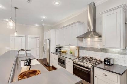 Harribo Townhome - Walk EVERYWHERE - Downtown Fay - image 10