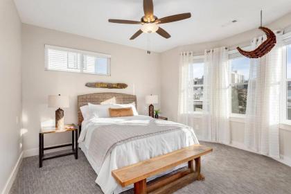 Harribo Townhome - Walk EVERYWHERE - Downtown Fay - image 4