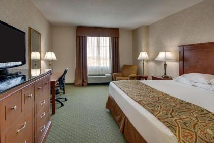 Drury Inn & Suites St. Louis Arnold - image 13