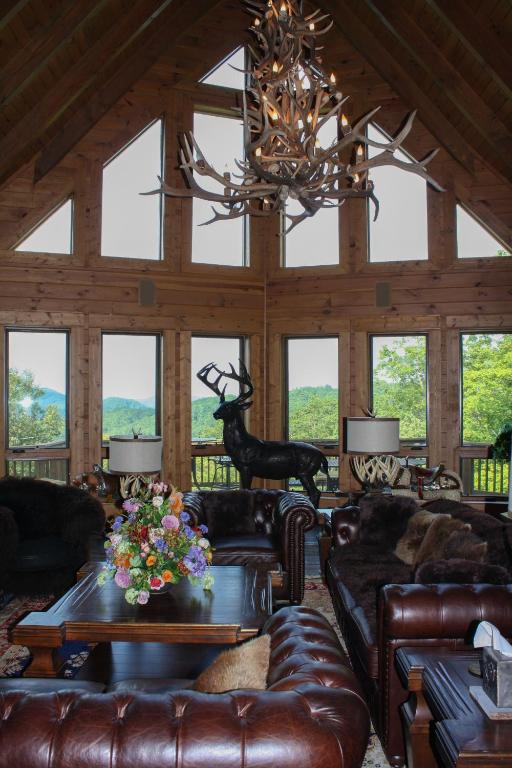 Bliss Mountain Lodge Home - image 6