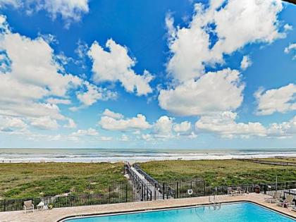 New Listing! Fernandina Beach Oasis With Pool Condo