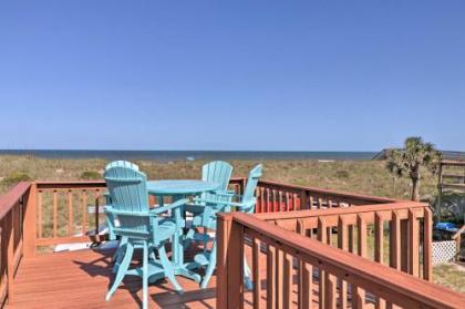 Coastal Cottage with Patio Steps to Ocean and Dining! Fernandina Beach Florida