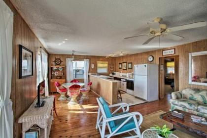 Fernandina Cottage Deck Direct Beach Access - image 3