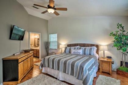 Family House with Yard - 1mi to Fernandina Beach - image 5