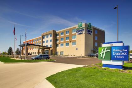 Holiday Inn Express  Suites Findlay North an IHG Hotel Ohio