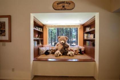 Bruin's Den - image 5