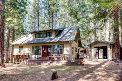 1A Wawona Retreat Fish Camp California