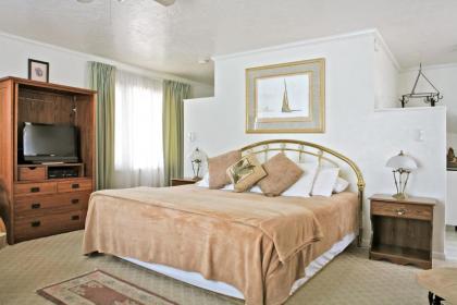 Peninsula Park-View Resort - image 4