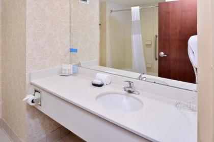 Hampton Inn Waynesboro/Stuarts Draft - image 15