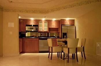 The Fritz Hotel - image 5