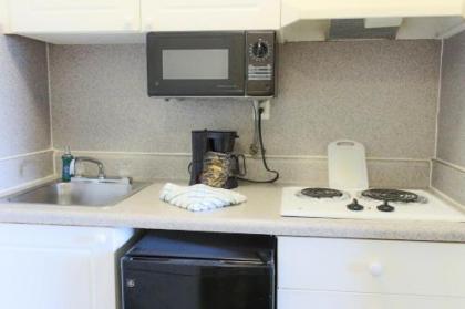 Sunstyle Suites - image 11