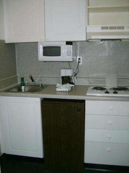 Sunstyle Suites - image 12