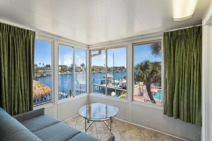 Bayview Plaza Waterfront Resort - image 17