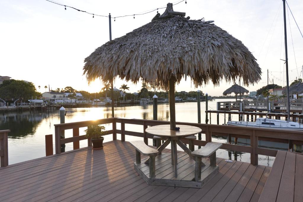 Bayview Plaza Waterfront Resort - image 4