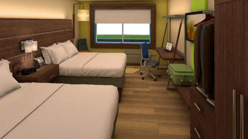 Holiday Inn Express Vero Beach-West - image 7