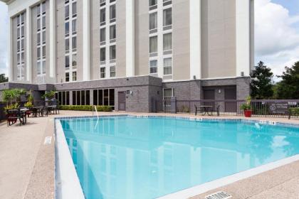 Hampton Inn Orlando-Airport - image 2