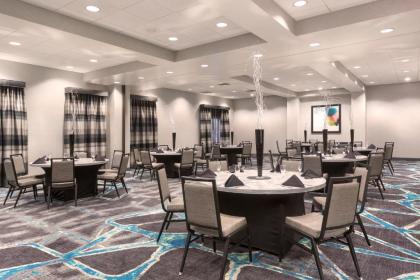 Embassy Suites Orlando - Airport - image 3