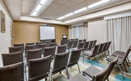 Hampton Inn & Suites Orlando-East UCF - image 5