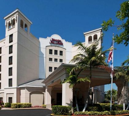 Hampton Inn  Suites miami Doral Dolphin mall miami