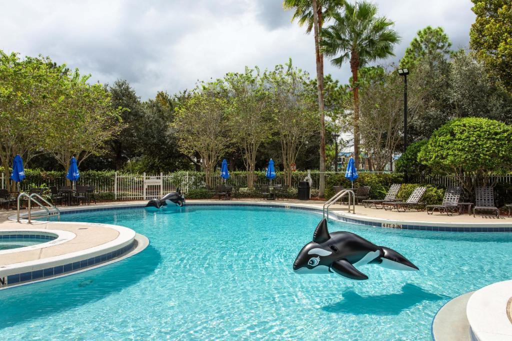 Hilton Garden Inn Orlando at SeaWorld - image 3
