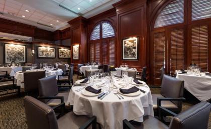 Hilton Naples - image 5