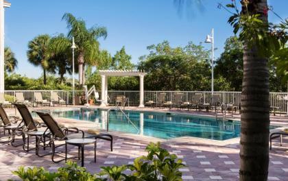 Doubletree Suites by Hilton Naples Naples