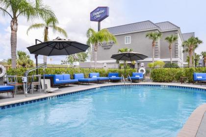 Hampton Inn  Suites Vero Beach Outlets