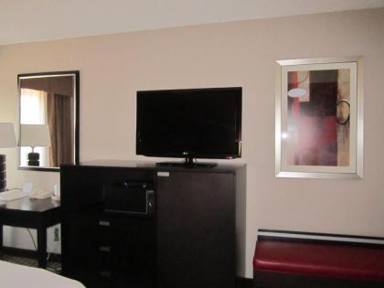 Hampton Inn Fort Myers-Airport & I-75 - image 4
