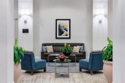 Hampton Inn Ft. Lauderdale/Downtown Las Olas Area - image 3